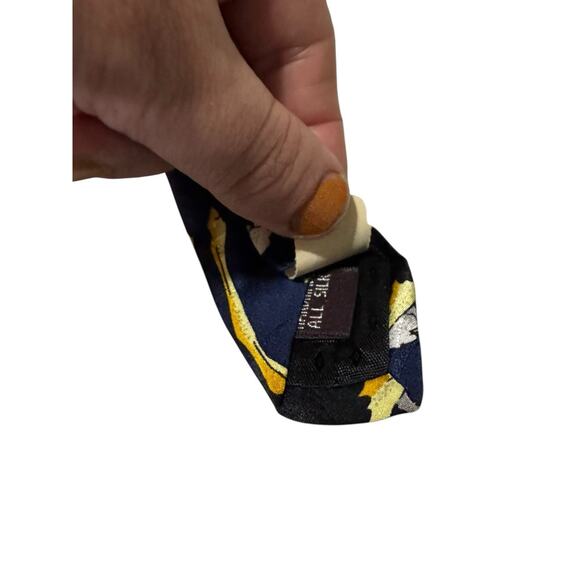 Carlo Ricci Ostrich Birds Vintage 100% Silk Necktie - Picture 7 of 7